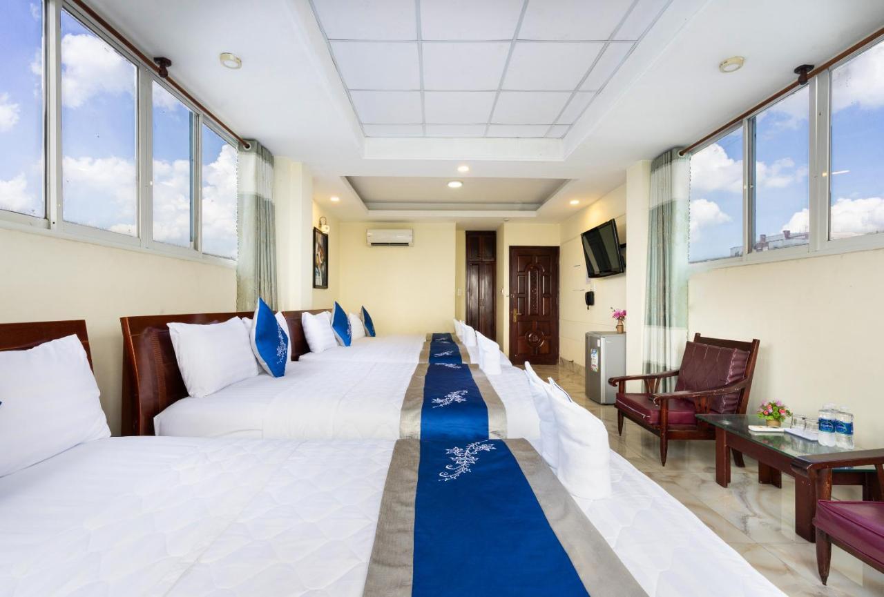 Mai Phuong - Ruby Saigon Hotel Хошимін Екстер'єр фото