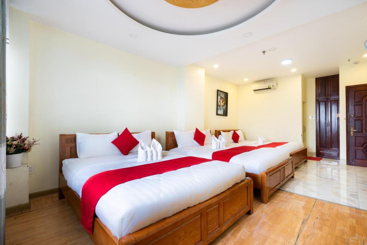 Mai Phuong - Ruby Saigon Hotel Хошимін Екстер'єр фото