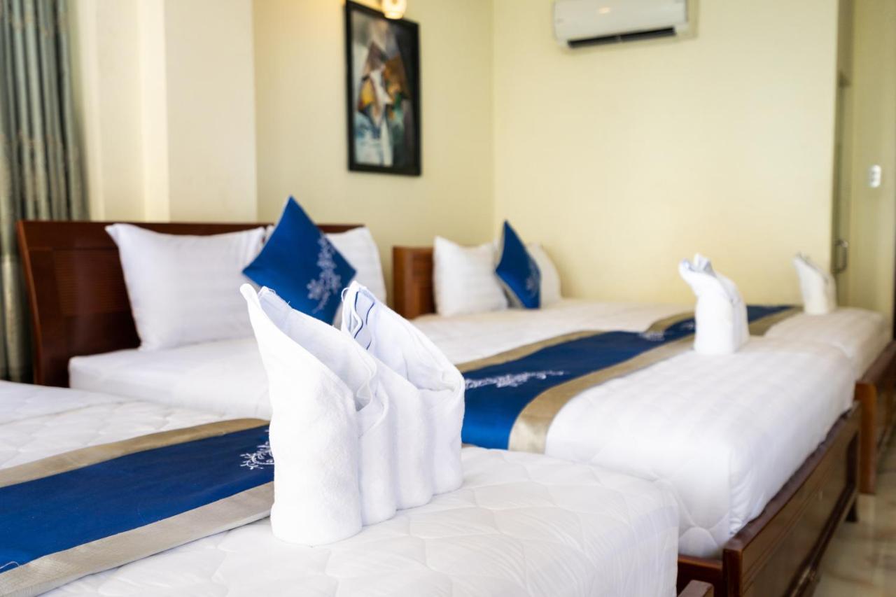 Mai Phuong - Ruby Saigon Hotel Хошимін Екстер'єр фото