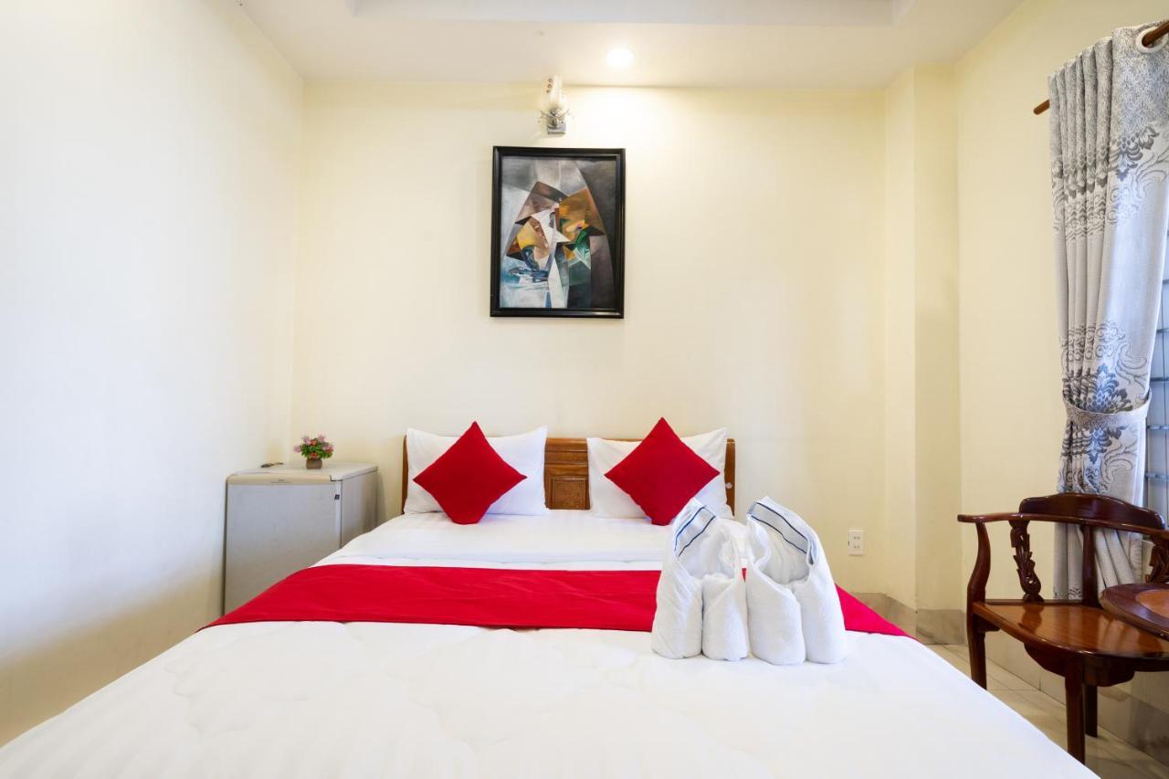 Mai Phuong - Ruby Saigon Hotel Хошимін Екстер'єр фото