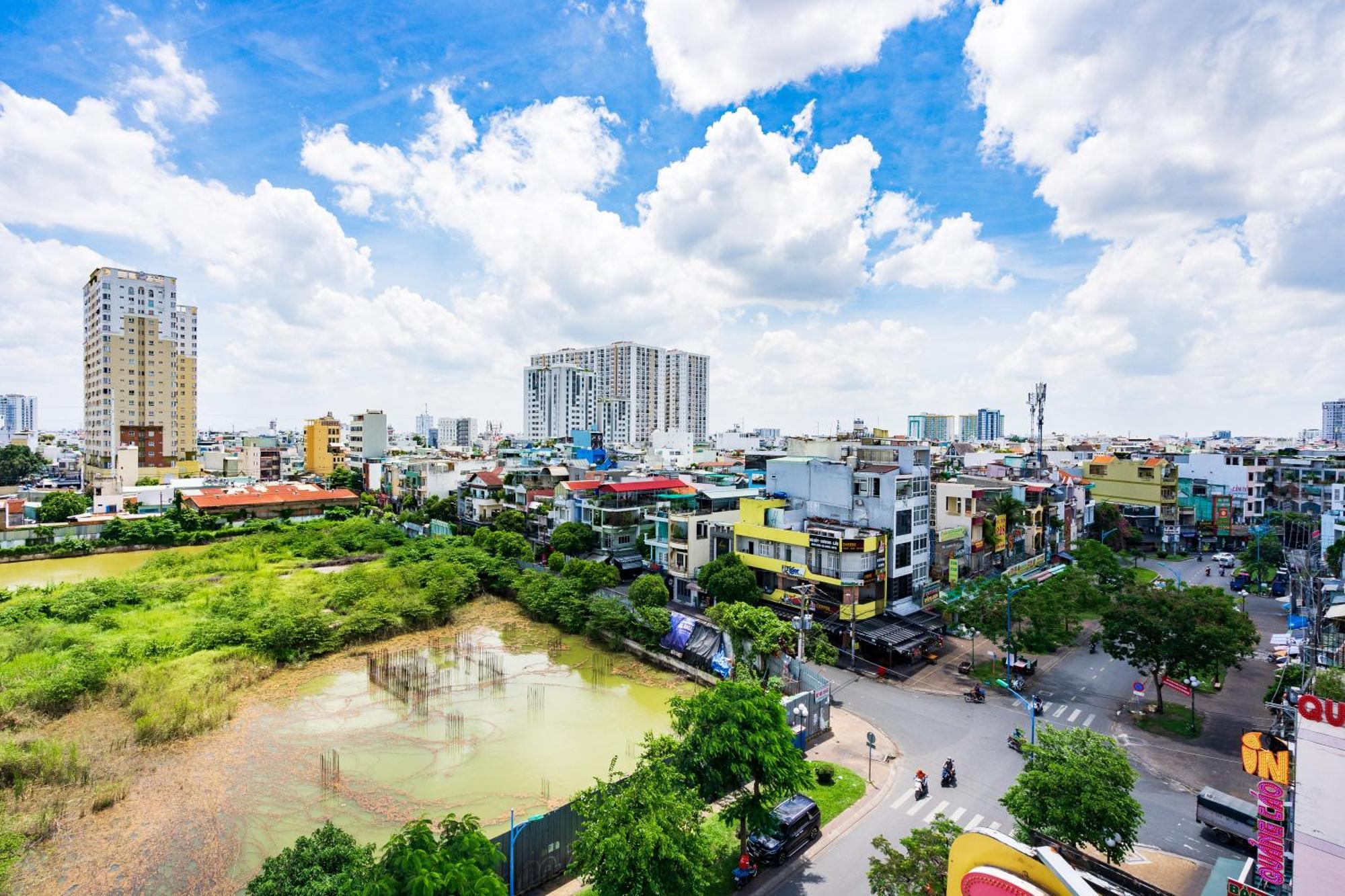 Mai Phuong - Ruby Saigon Hotel Хошимін Екстер'єр фото