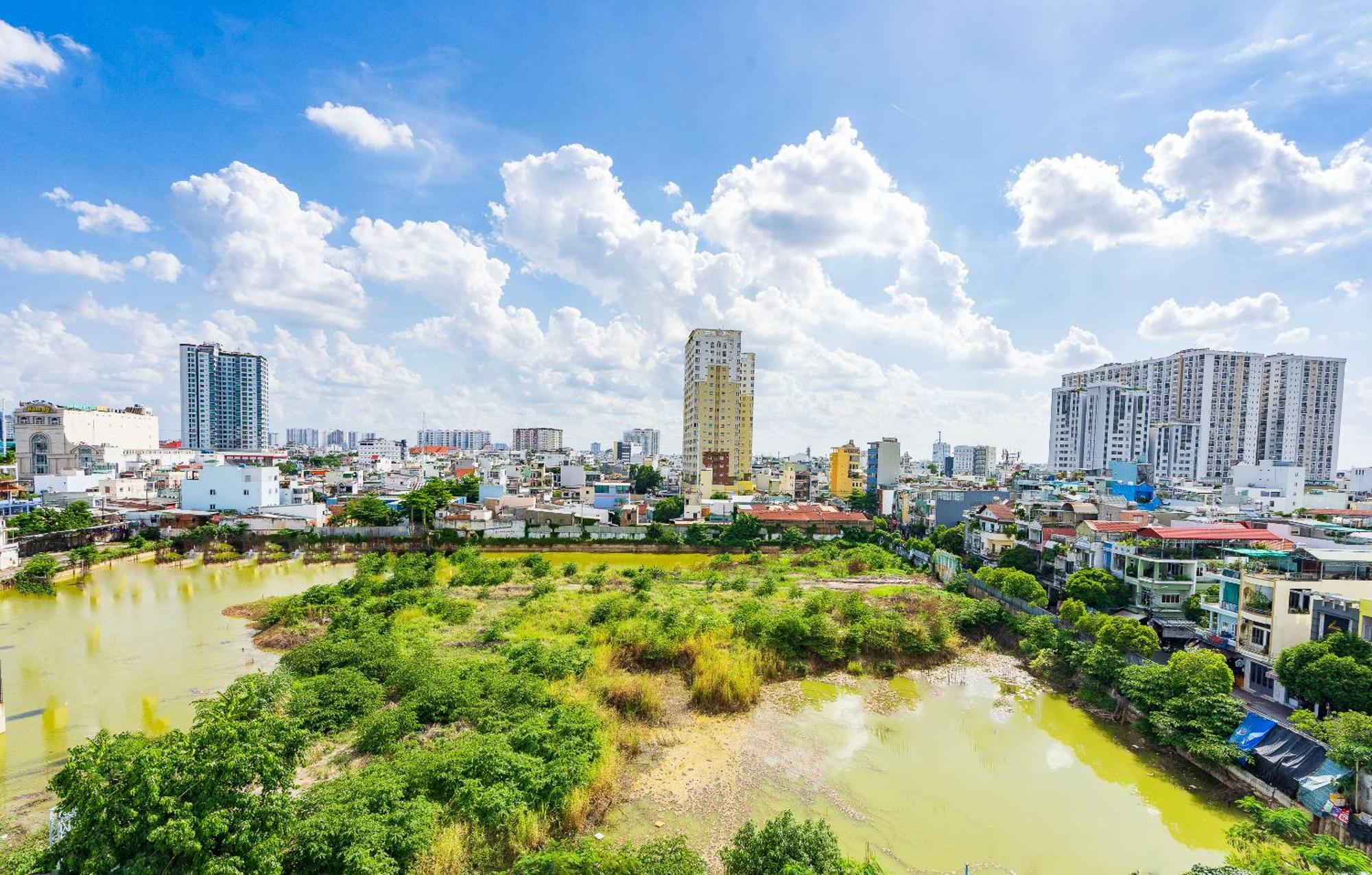 Mai Phuong - Ruby Saigon Hotel Хошимін Екстер'єр фото